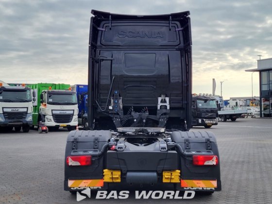 斯堪尼亚 S450 4X2 牵引车组