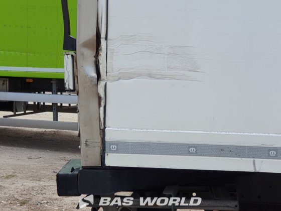 クローネ冷凍セミトレーラ