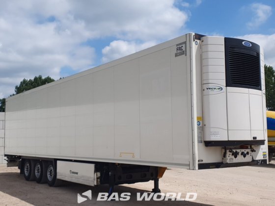 クローネ冷凍セミトレーラ