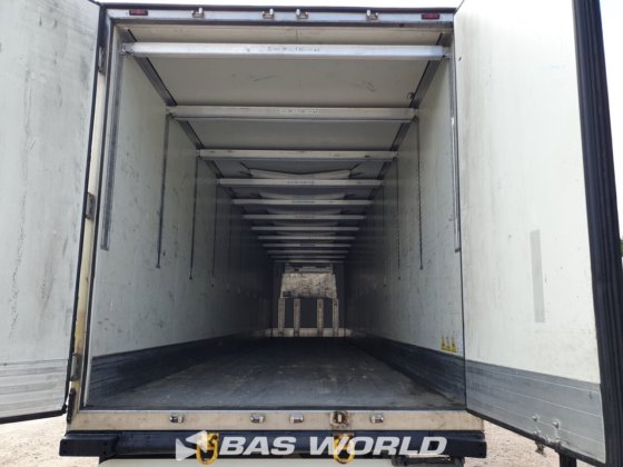 クローネ冷凍セミトレーラ