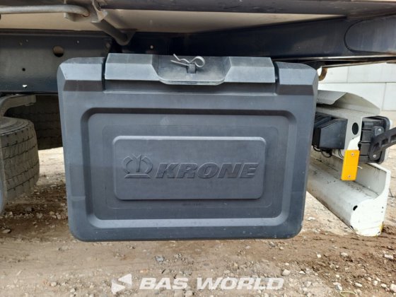 クローネキャリアベクター1550冷凍セミトレーラー