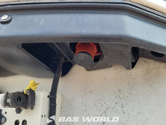 クローネキャリアベクター1550冷凍セミトレーラー