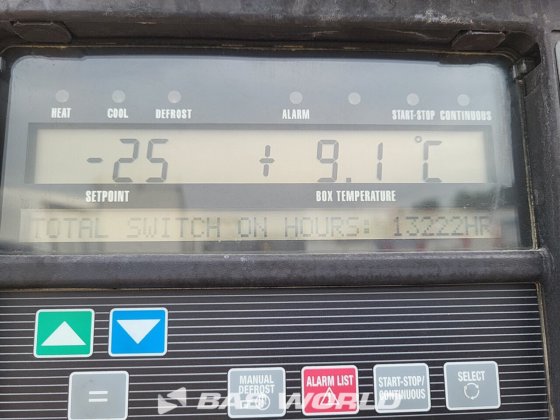 クローネキャリアベクター1550冷凍セミトレーラー