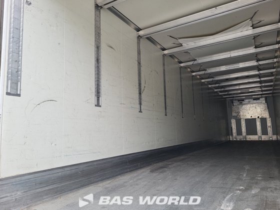 Krone Carrier Vector 1550 冷藏半挂车