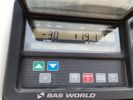 クローネ冷凍セミトレーラ