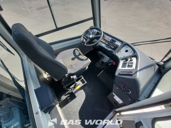 テルベルグ YT 182 ターミナルトラクター