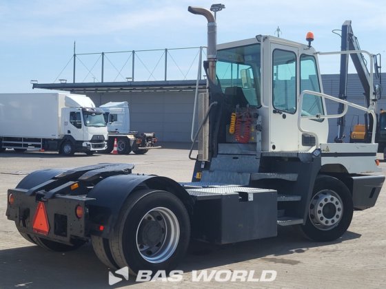 テルベルグ YT 182 ターミナルトラクター