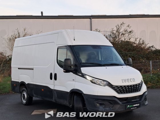 イヴェコ・デイリー 35S18 クローズド・ボックス・バン