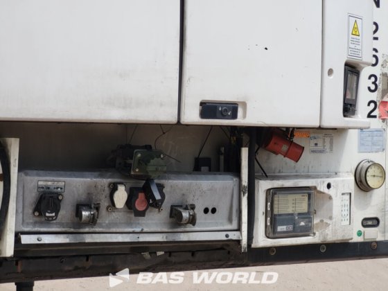 施密茨开利冷藏半挂车