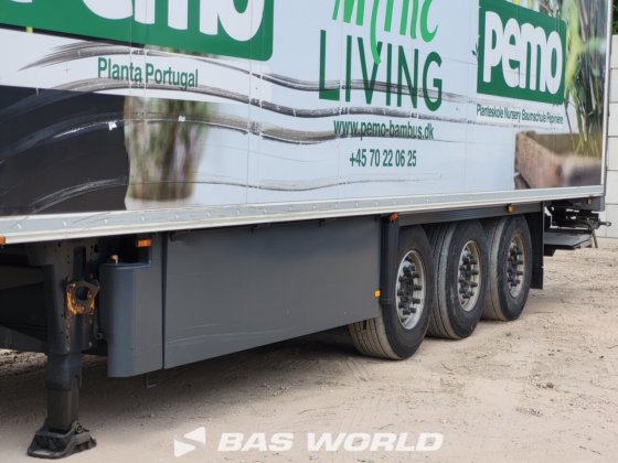 施密茨开利冷藏半挂车