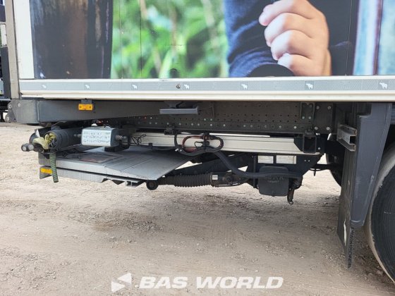 施密茨开利冷藏半挂车