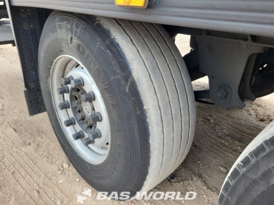 施密茨开利冷藏半挂车