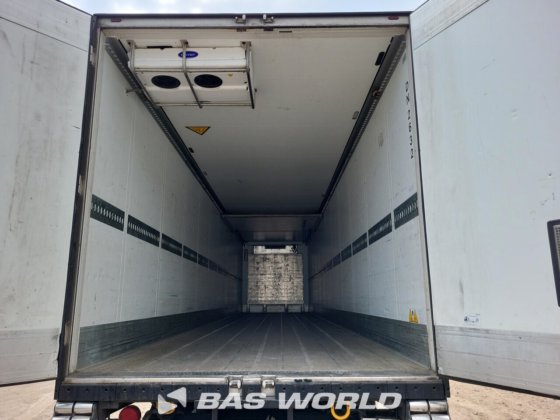 施密茨开利冷藏半挂车