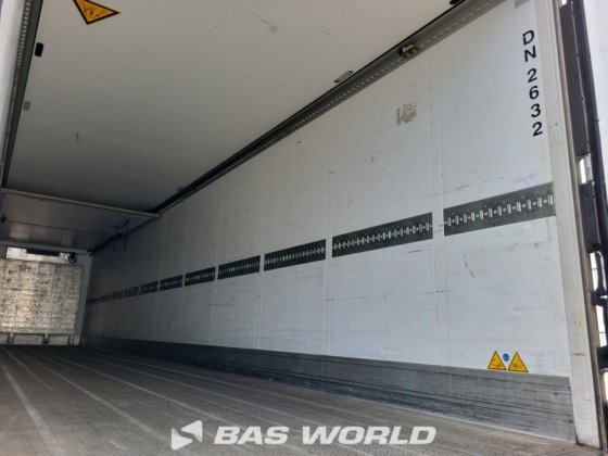 施密茨开利冷藏半挂车