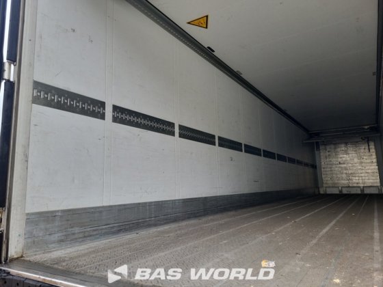 施密茨开利冷藏半挂车