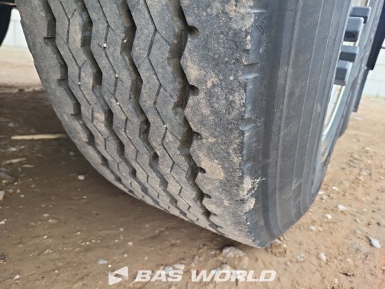 施密茨开利冷藏半挂车