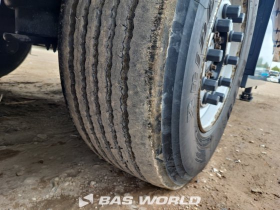 施密茨开利冷藏半挂车