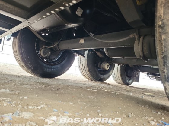 施密茨开利冷藏半挂车