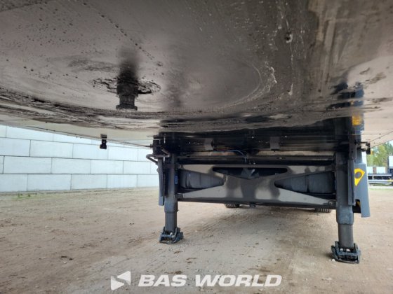 施密茨开利冷藏半挂车