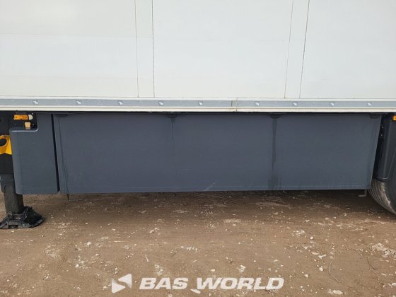 施密茨开利冷藏半挂车