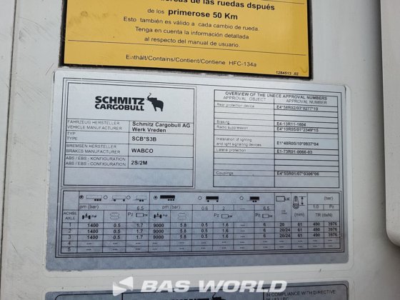 施密茨开利冷藏半挂车