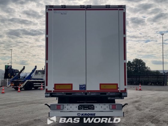 クローネ・クローズドボックス・セミトレーラー