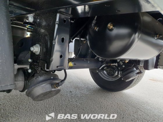 クローネカーテンサイドセミトレーラー