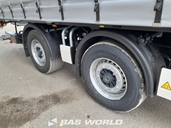 Krone 帘式半挂车