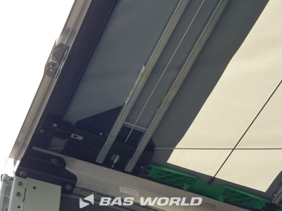 Krone 帘式半挂车