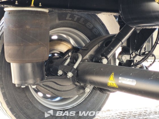 Krone 封闭箱式半拖车