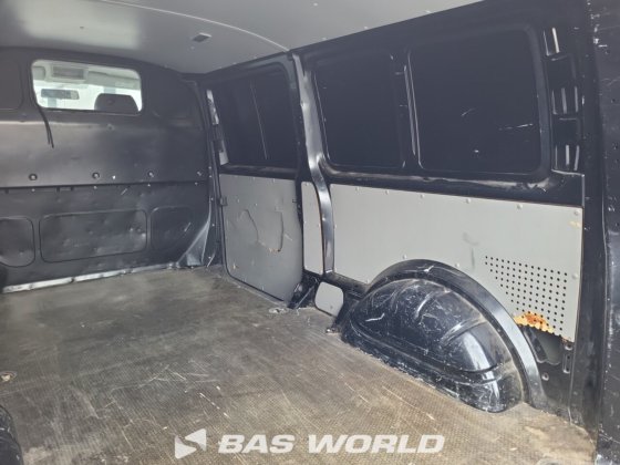 大众 Transporter 封闭箱式货车