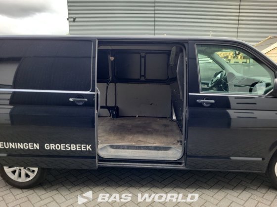 フォルクスワーゲン トランスポーター クローズドボックスバン