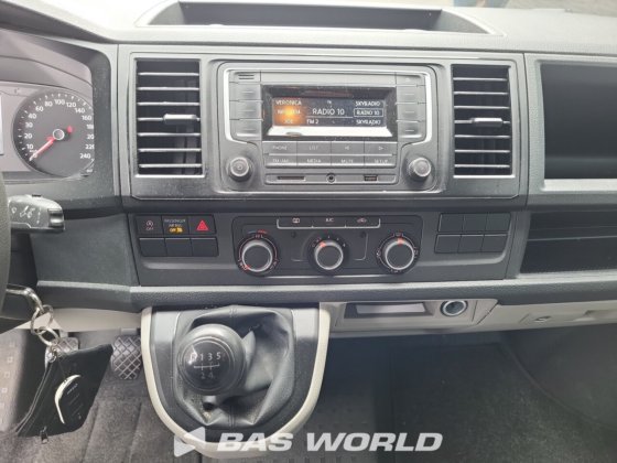 大众 Transporter 封闭箱式货车