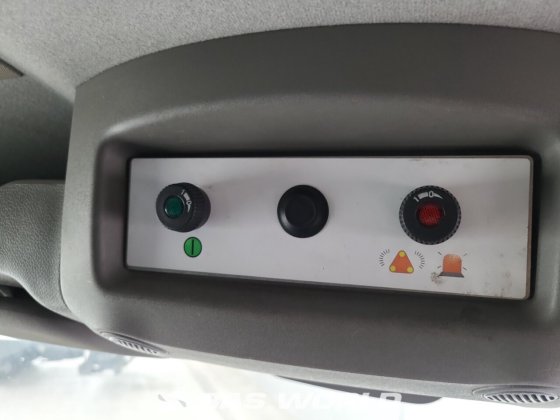 ルノーマスター145PK油圧作業台