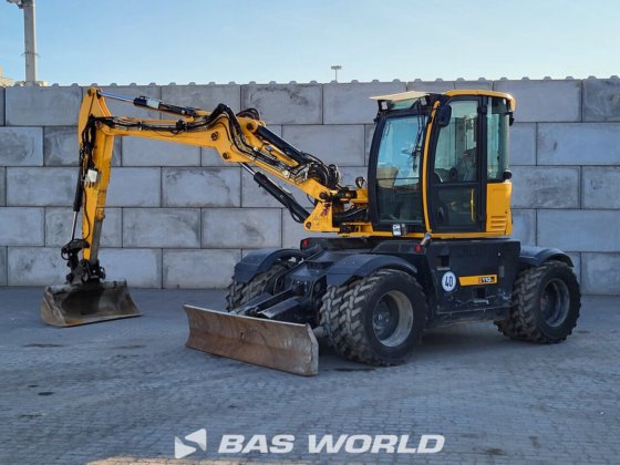 JCB HD110W T4F 轮式挖掘机