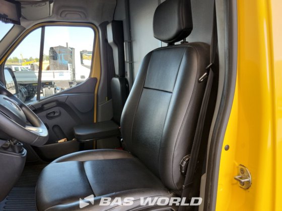 雷诺 Master Z.E. 77PK 封闭箱式货车