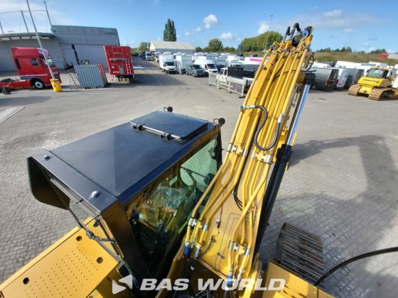 キャタピラー320 D3 GCクローラーショベル