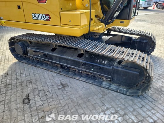 キャタピラー320 D3 GCクローラーショベル