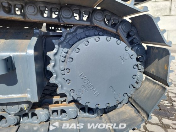 现代 R210 履带式挖掘机