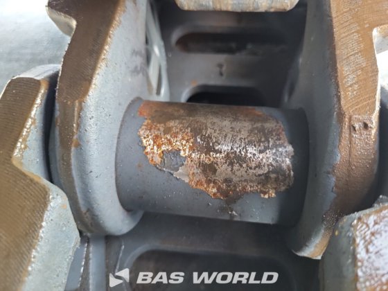 现代 R210 履带式挖掘机