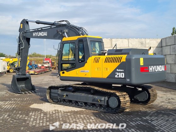 ヒュンダイ R210 クローラーショベル