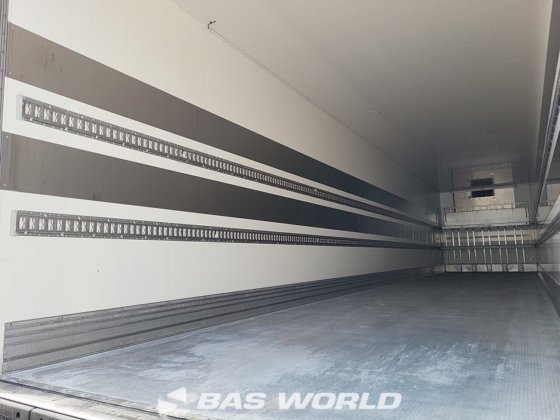 チェロー冷凍セミトレーラー