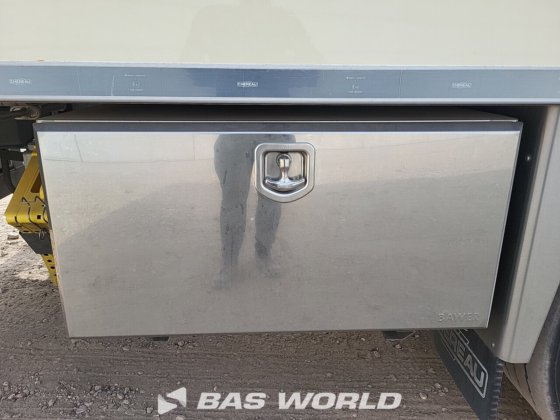 チェロー冷凍セミトレーラー