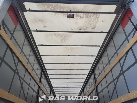 System Trailers Schiebeplanenauflieger