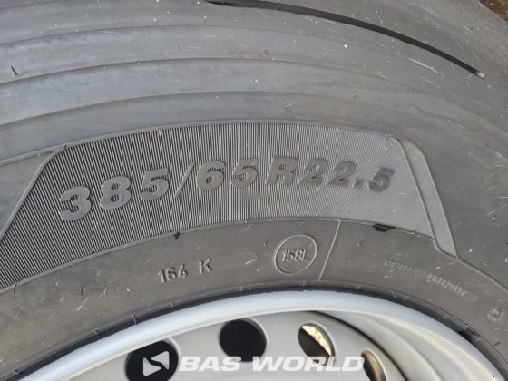 システムトレーラーカーテンサイドセミトレーラー