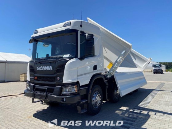斯堪尼亚 P420 8X4 FML 自卸车