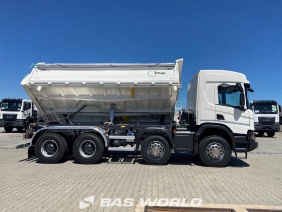 斯堪尼亚 P420 8X4 FML 自卸车