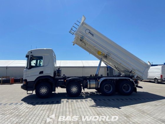 斯堪尼亚 P420 8X4 FML 自卸车