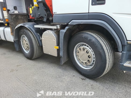 沃尔沃 FM 480 8X2 平板卡车
