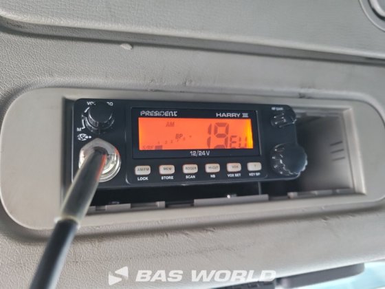 沃尔沃 FM 480 8X2 平板卡车